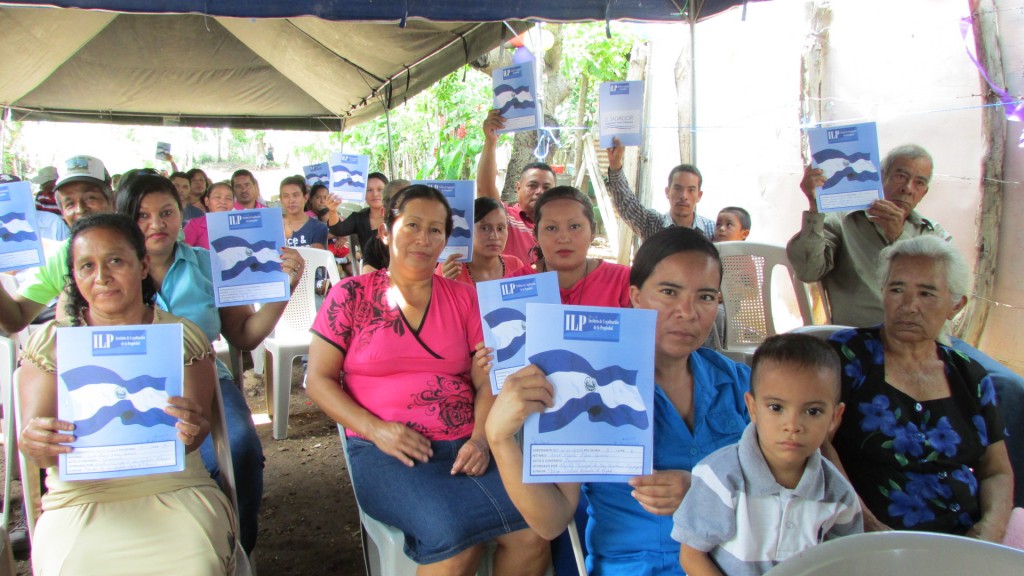 48 familias de la comunidad El Desvío, en el municipio de San Cayetano Istepeque, San Vicente.