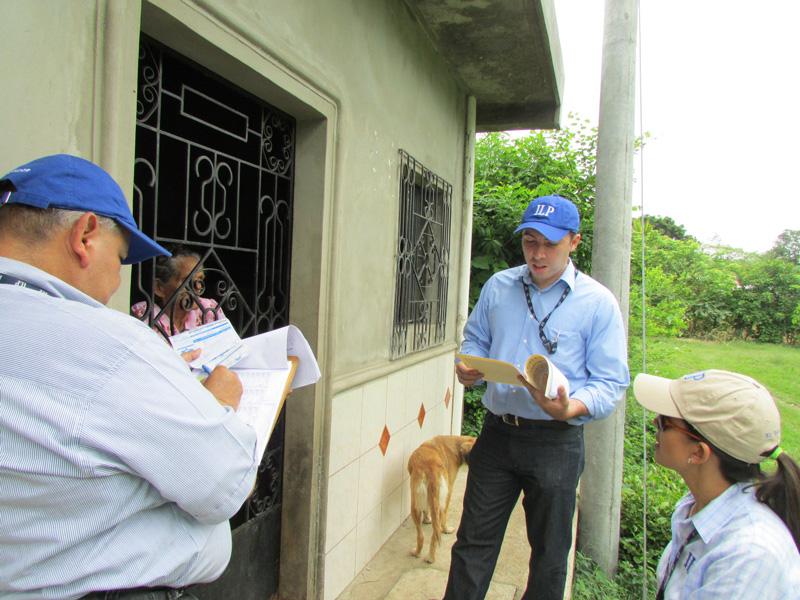 Personal técnico del ILP recorrió el perímetro del inmueble para verificar la información presentada sobre la lotificación, por el desarrollador parcelario, y la confrontación de la información técnica del plano con la realidad física.